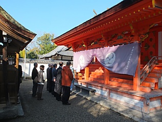 壺井八幡宮拝殿, 1008.jpg